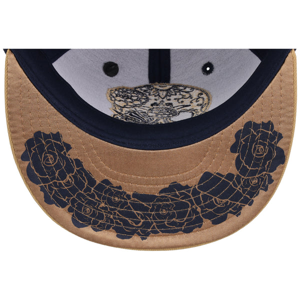 Modelo Dia De Los Muertos Fitted 'Flower Sugar Skull'